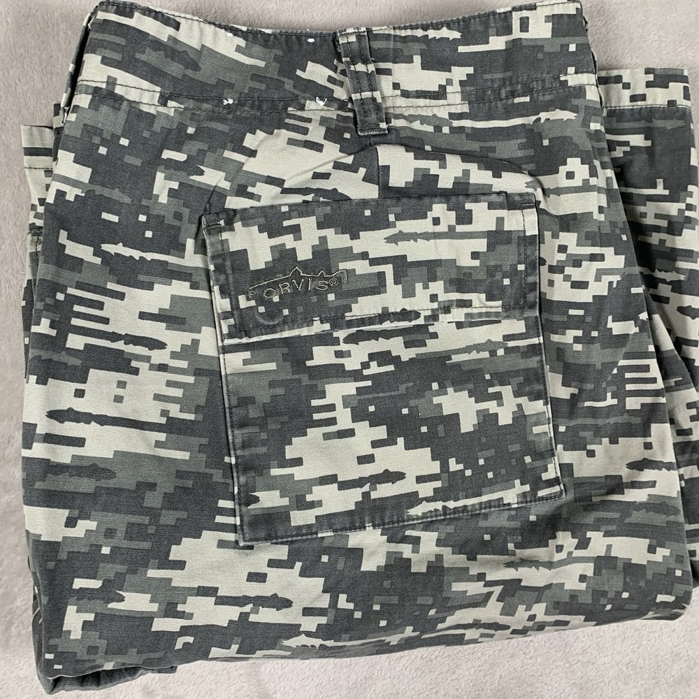 Orvis Trout Bum Cargo Shorts Mens 42 Digital Camo Fishing Outdoors Casual Work
